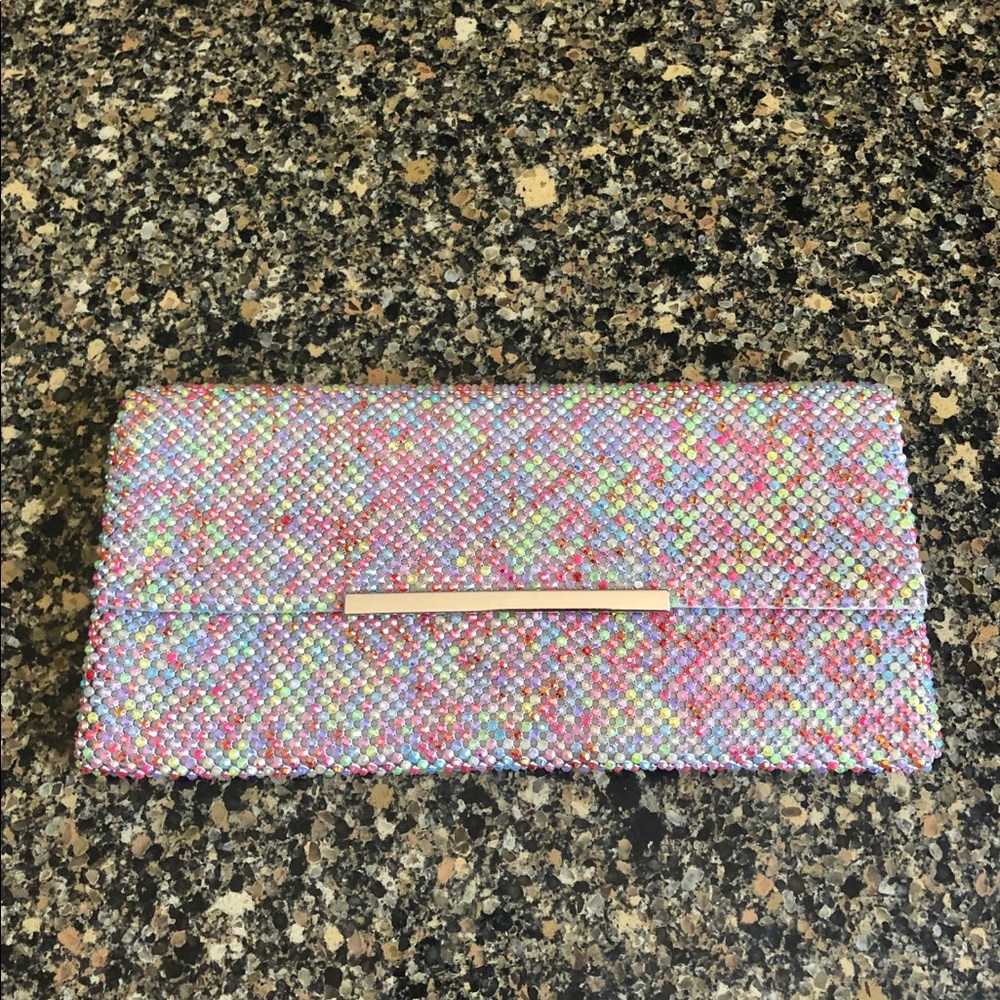Inc Clutch